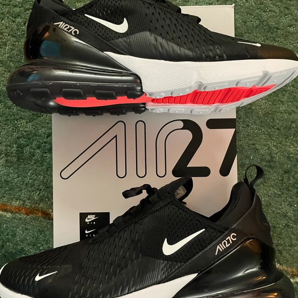 BRAND NEW MENS NIKE AIR MAX 270 FOR SALE SIZE 11!! - Picture 5 of 9